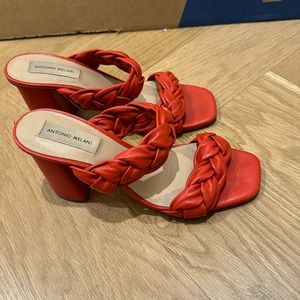 Antonia Melanie braided heel